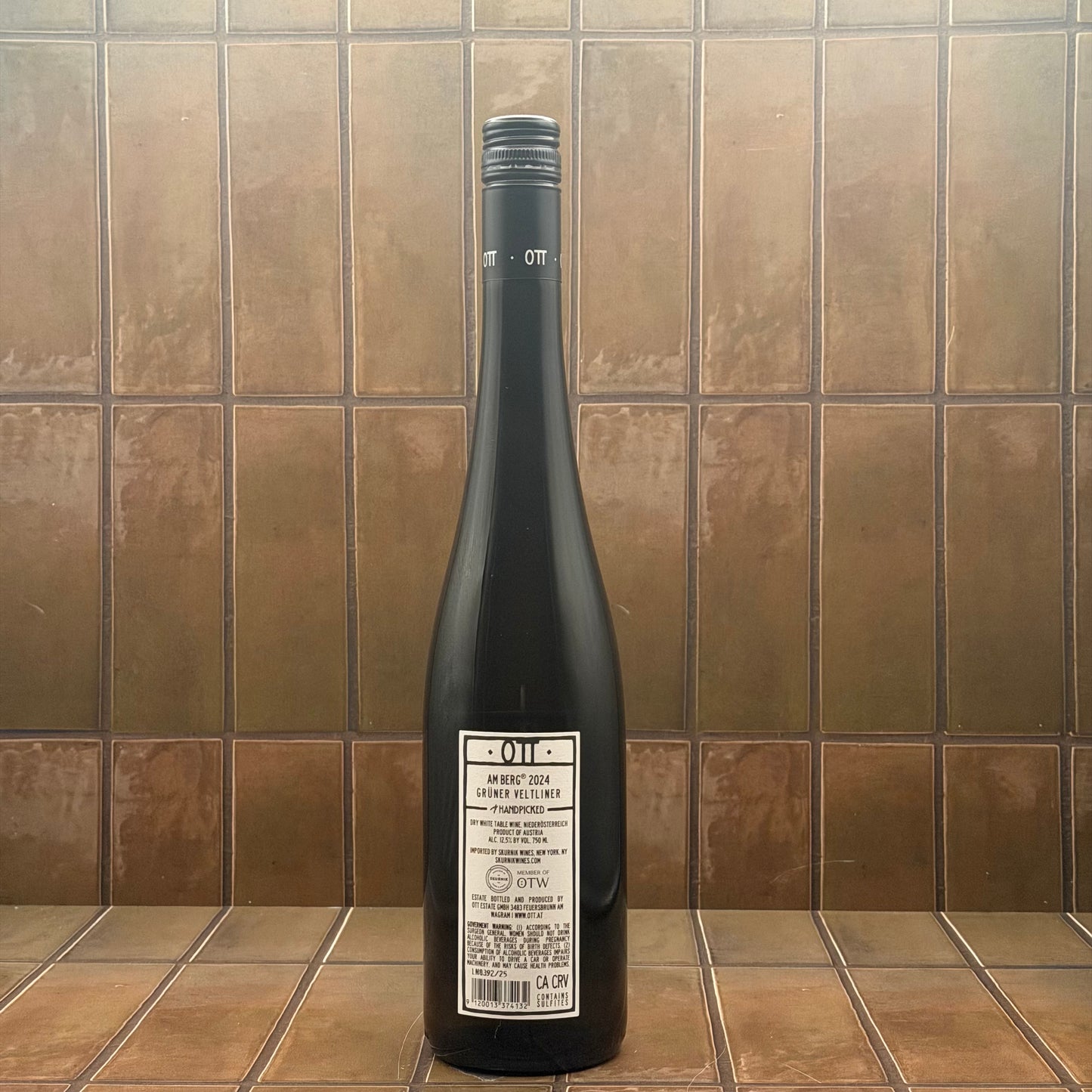 Ott, 'Am Berg,' Wagram, Austria, Grüner Veltliner 2024