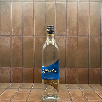 Flor de Caña Extra Seco Blanco 4 Year Rum