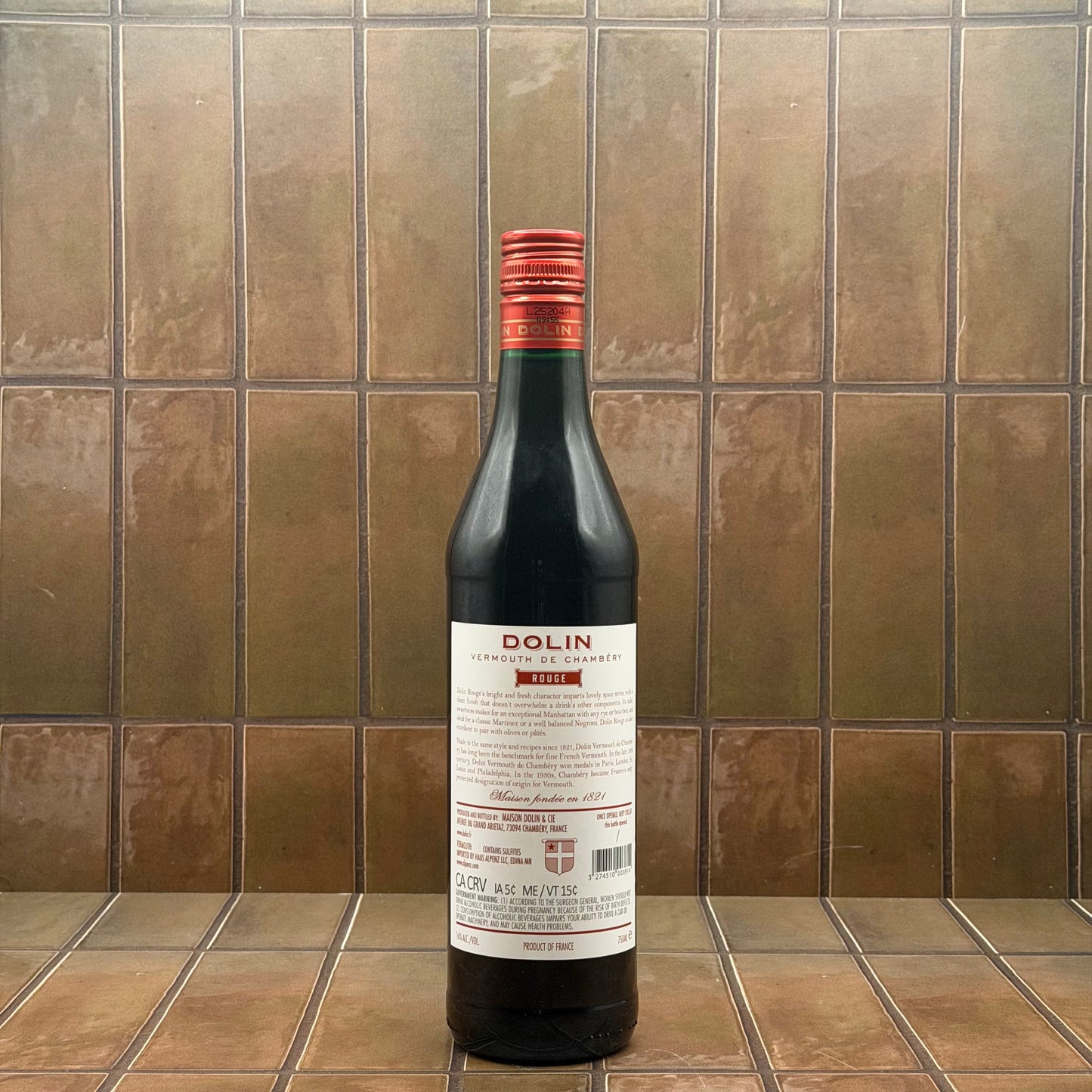 Dolin Vermouth de Chambery Rouge, 750ml