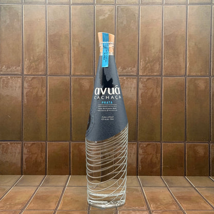 Avuá Prata Cachaça