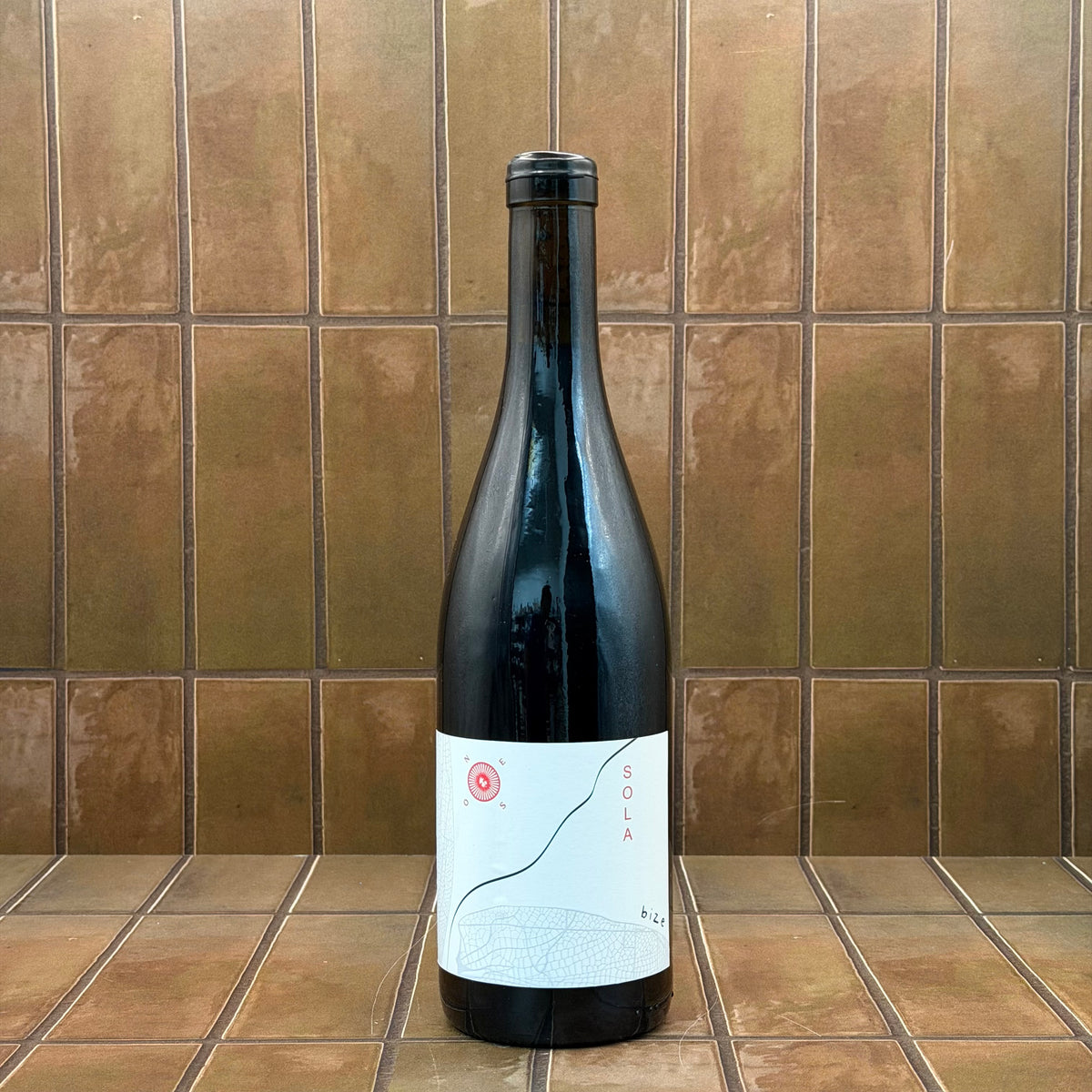 Simone Bize, 'Sola', Bourgogne, France, Pinot Noir 2023